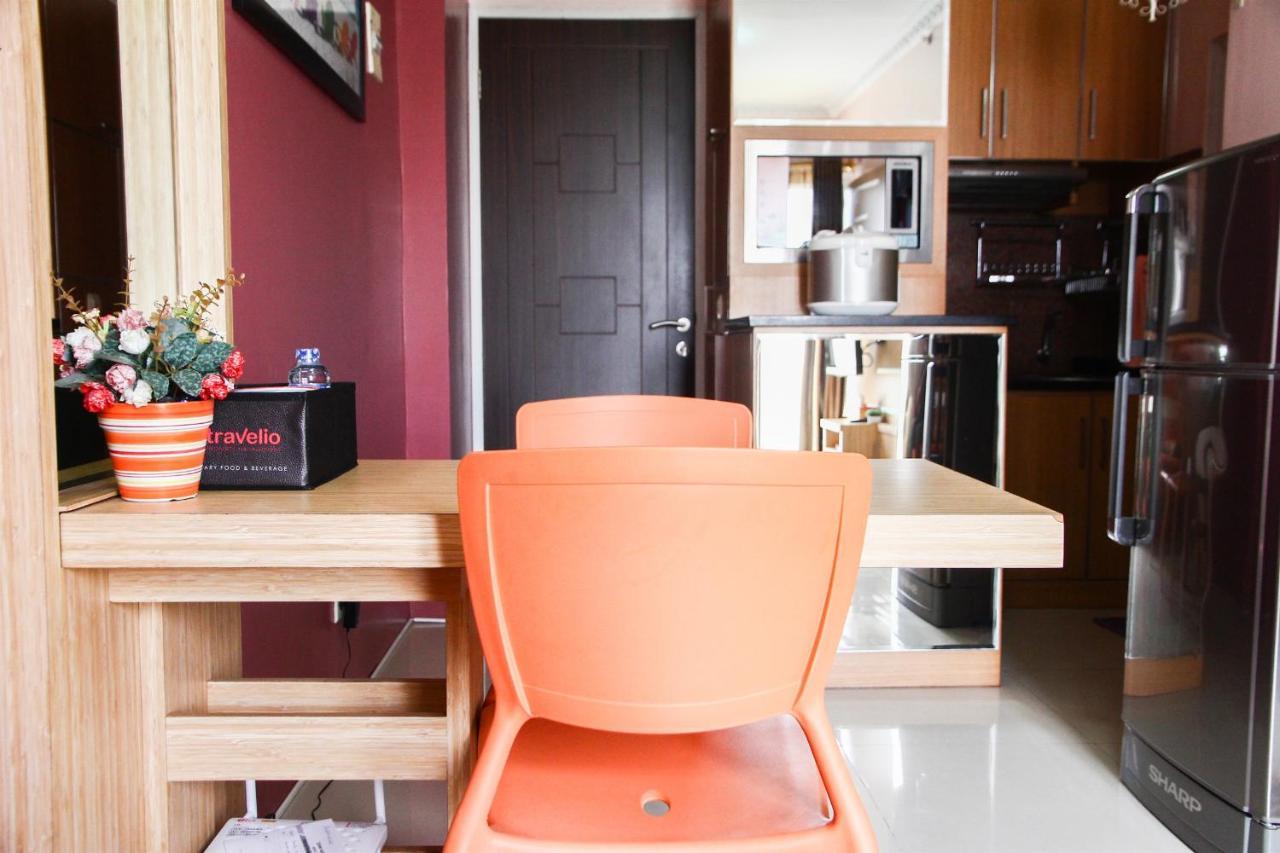 Best Price 2BR Mutiara Bekasi Apartment By Travelio Bagian luar foto