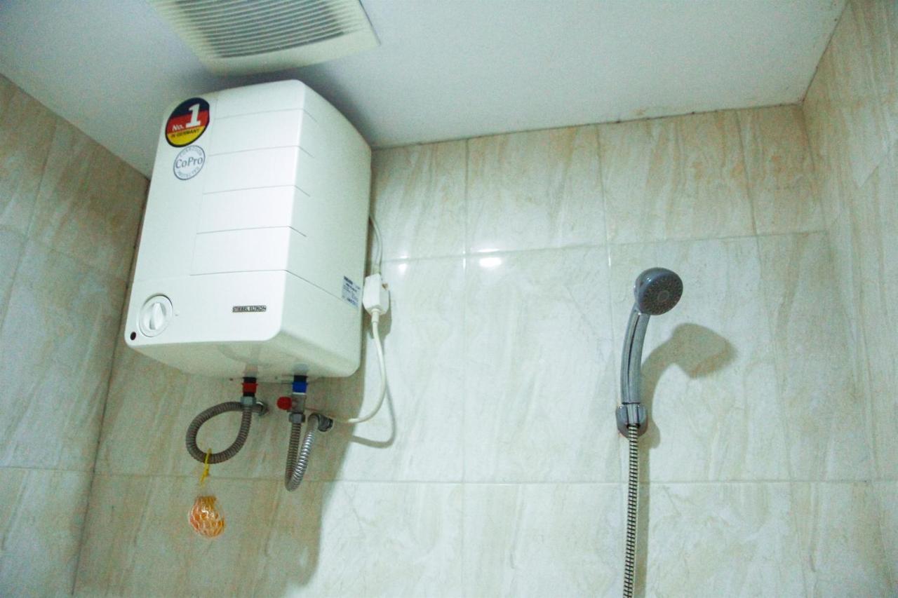 Best Price 2BR Mutiara Bekasi Apartment By Travelio Bagian luar foto