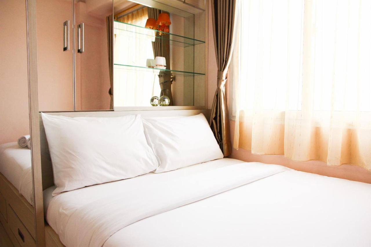 Best Price 2BR Mutiara Bekasi Apartment By Travelio Bagian luar foto